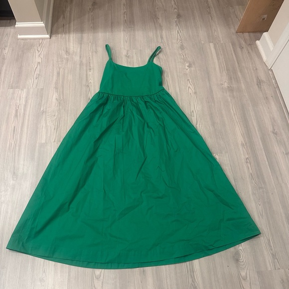 Old Navy Green Fit and Flare Midi Dress - Picture 3 of 8